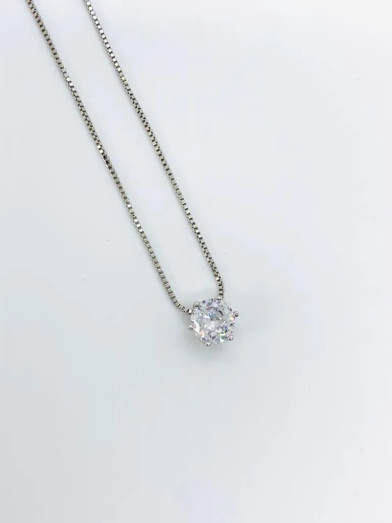 Glitter Solitaire Necklace