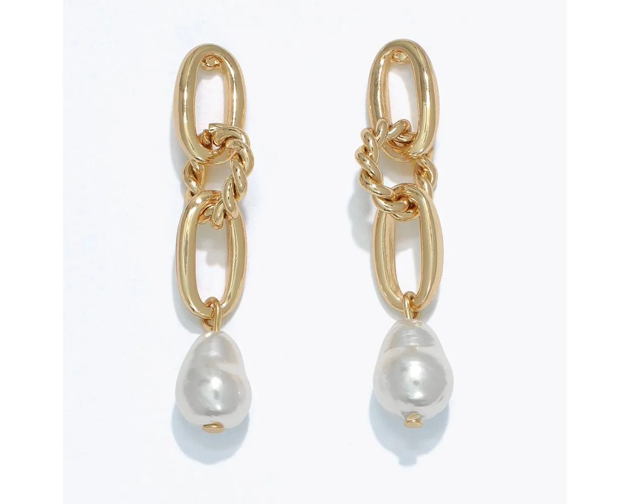 Gold Links Pearl Earrings