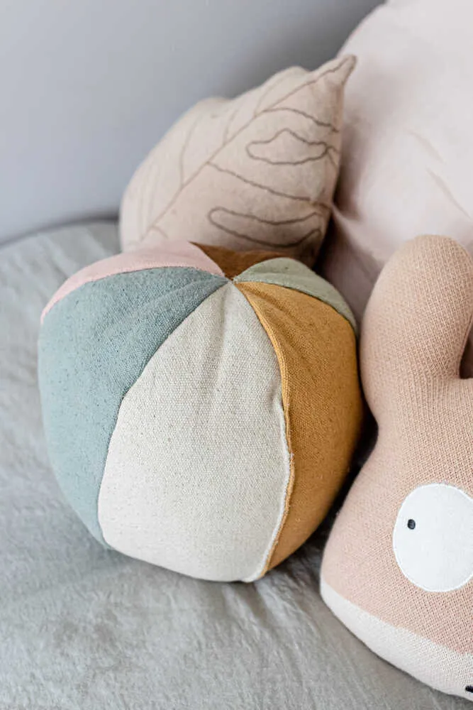 Lorena Canals Cushion Ball