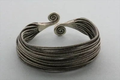 multistrand cuff - rope