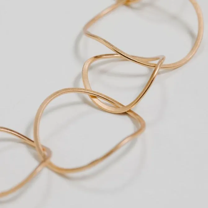Wavy Chain necklace